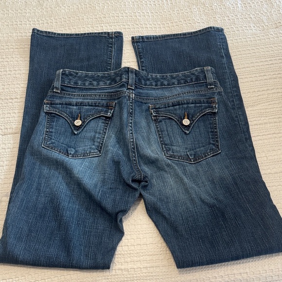GAP Curvy Flare Jeans. 8L. Like New! - Picture 3 of 4